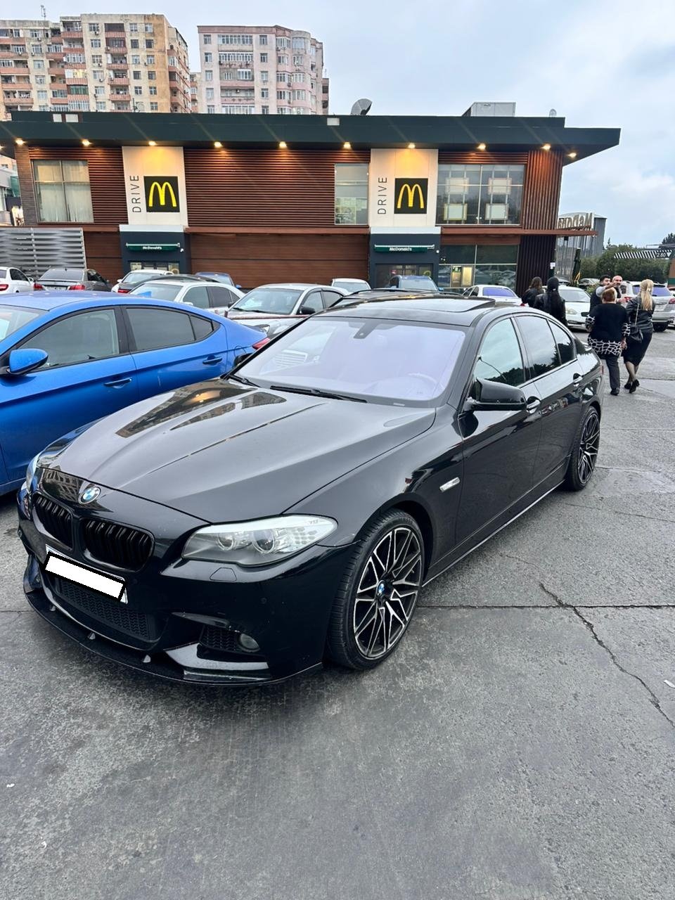 BMW 528i