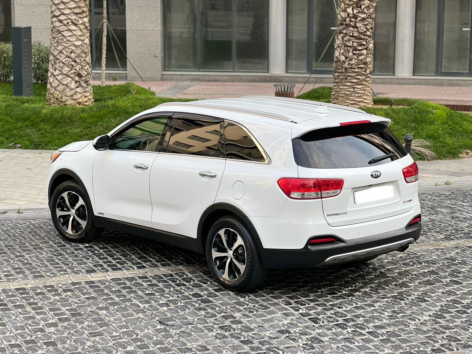 KIA Sorento əlavə şəkil 2