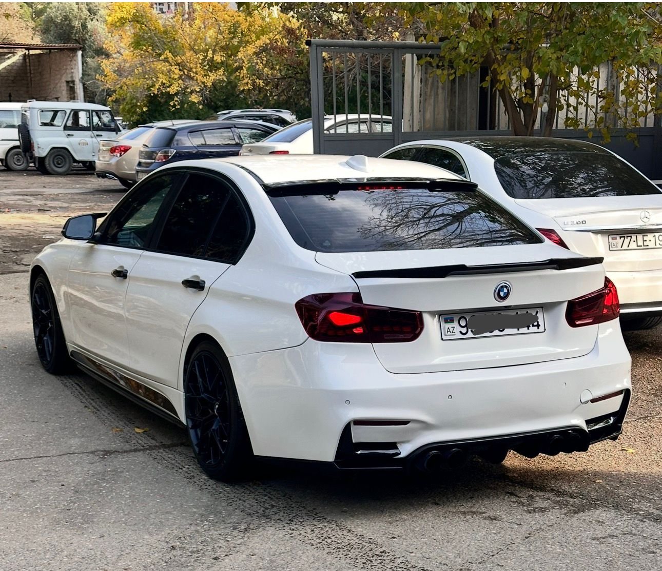 BMW 330 əlavə şəkil 2